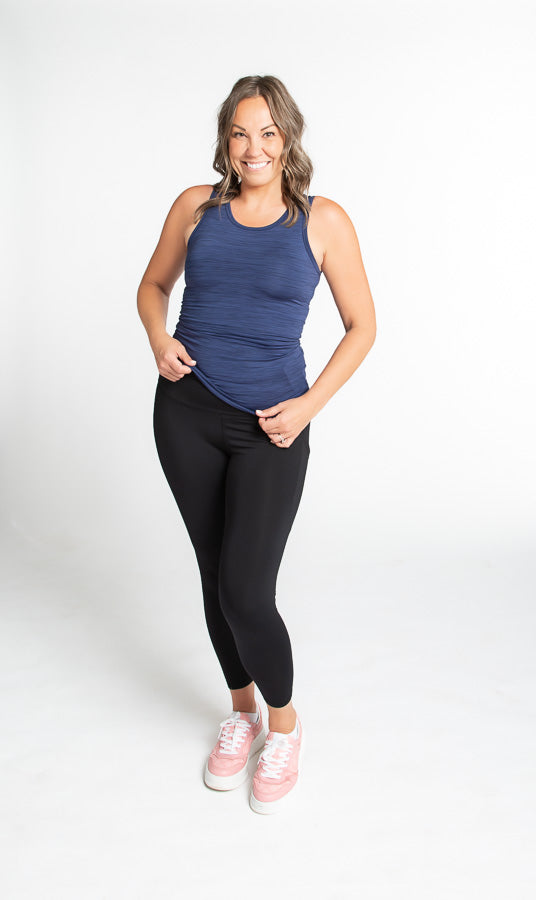 Alo Yoga: Green Clothing now up to −41%